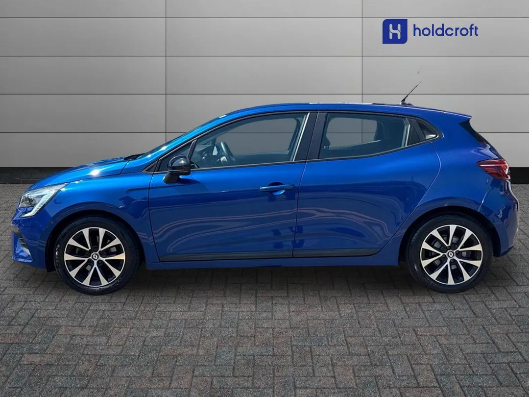 BJ72APV Renault CLIO 1.6 E-TECH full hybrid 145 Evolution 5dr Auto