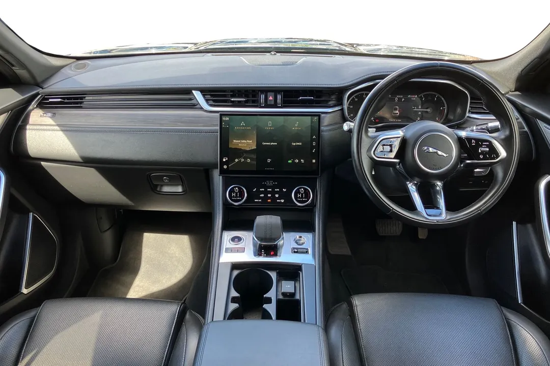 JAGUAR FPACE DIESEL ESTATE 2.0 D200 S 5dr Auto AWD [Driver Condition