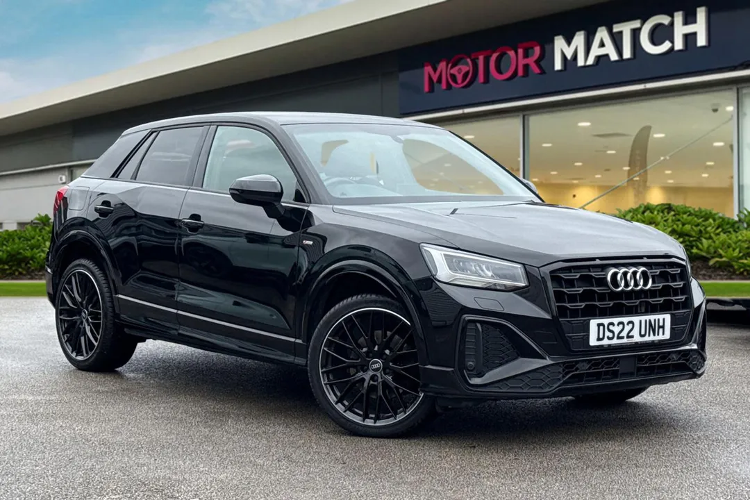 Audi Q2 video thumbnail