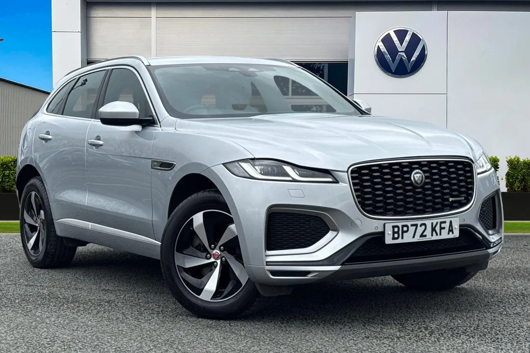 Jaguar F-Pace video thumbnail