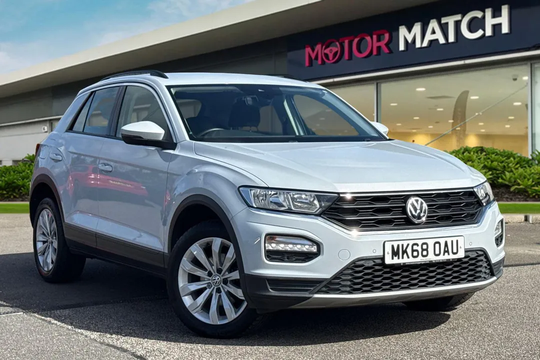 Volkswagen T-Roc video thumbnail