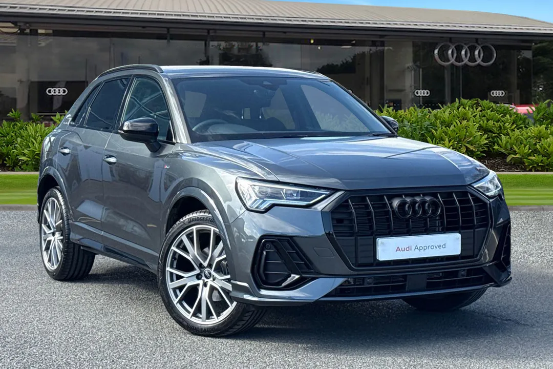 Audi Q3 video thumbnail