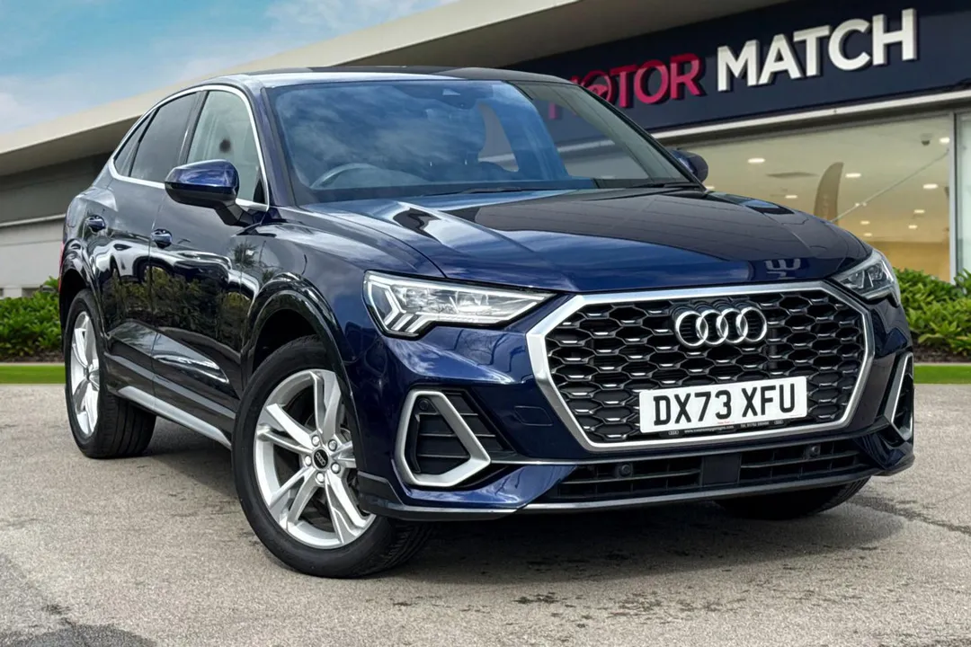 Audi Q3 video thumbnail