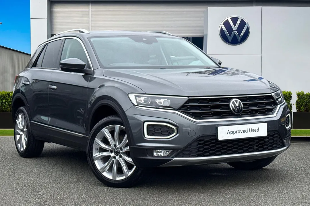 Volkswagen T-Roc video thumbnail