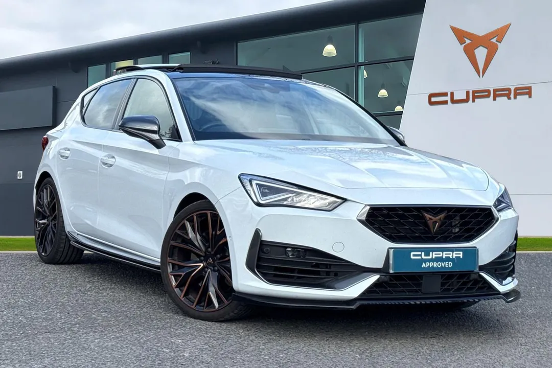 CUPRA Leon video thumbnail