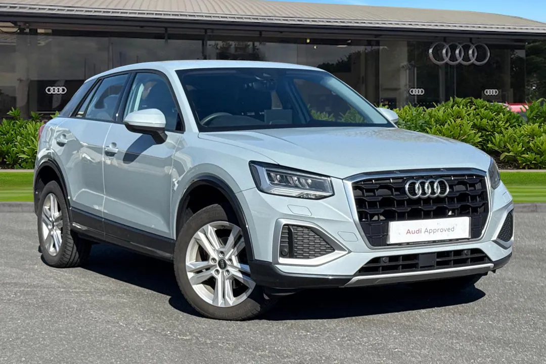 Audi Q2 video thumbnail