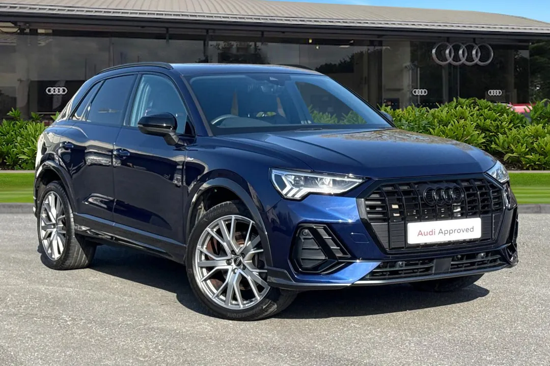 Audi Q3 video thumbnail