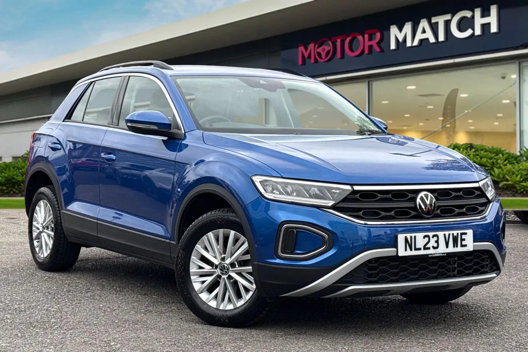 Volkswagen T-Roc video thumbnail