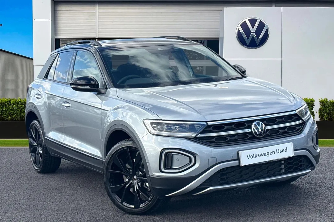 Volkswagen T-Roc video thumbnail