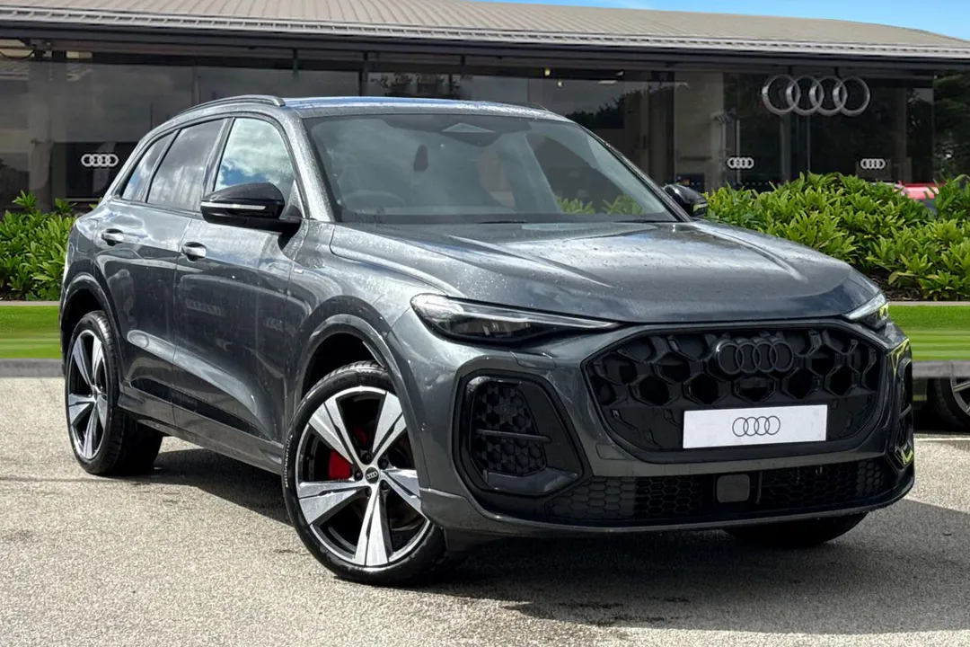 Audi Q5 video thumbnail