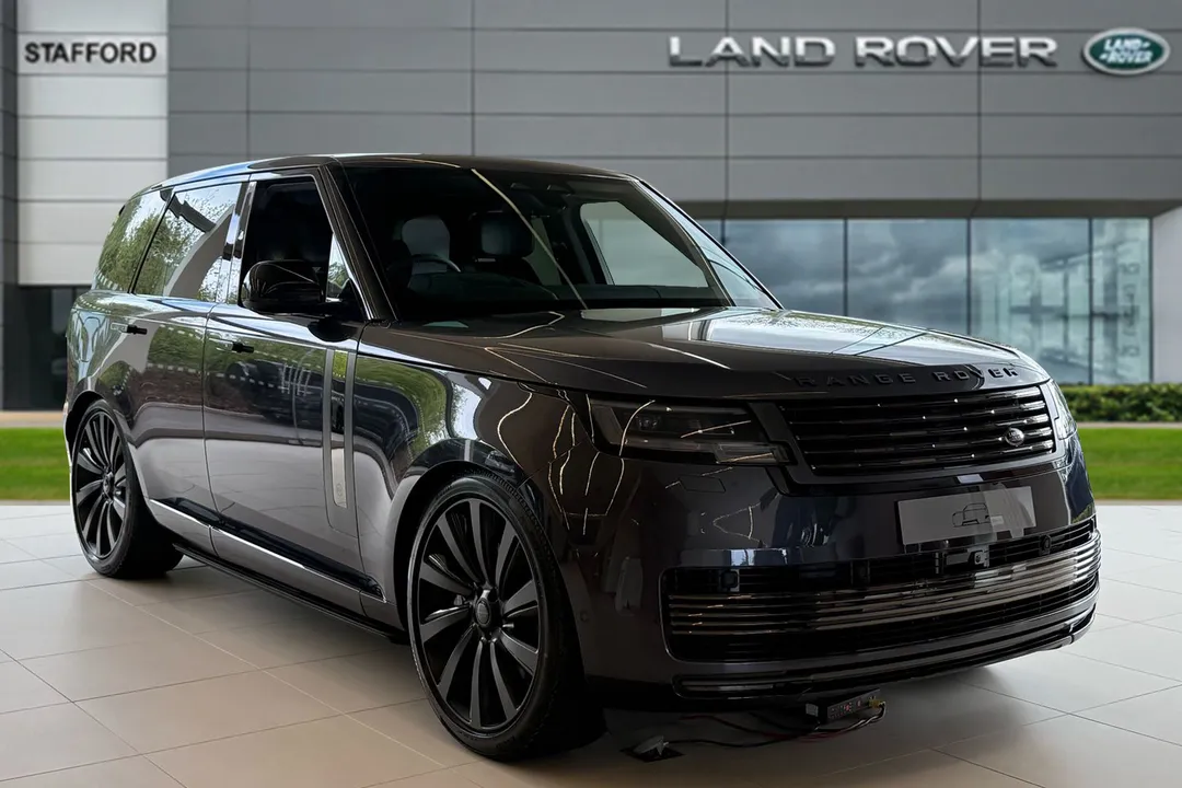 Land Rover Range Rover video thumbnail