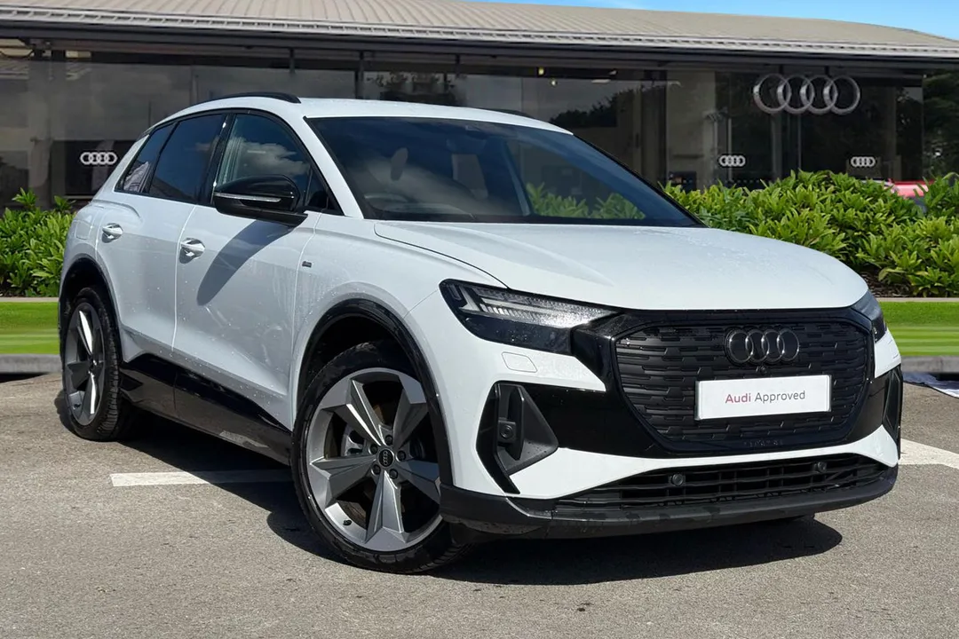 Audi Q4 e-tron video thumbnail