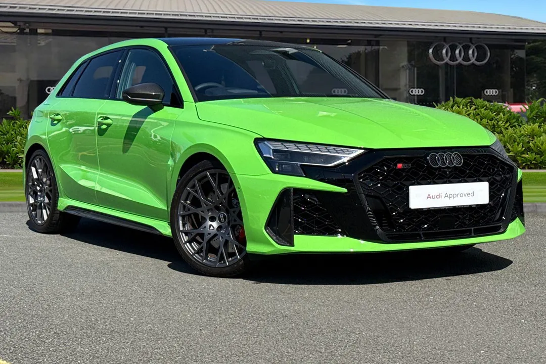 Audi RS 3 video thumbnail