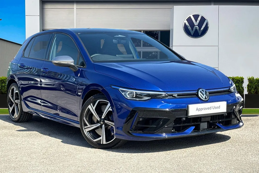 Volkswagen Golf video thumbnail