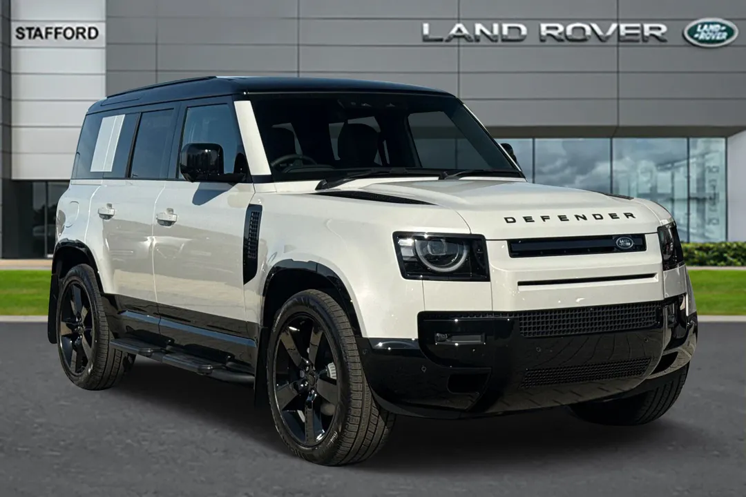 Land Rover Defender 110 video thumbnail