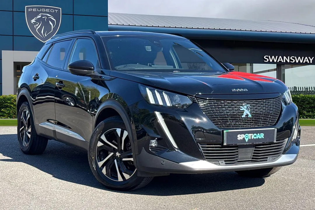 PEUGEOT e-2008 video thumbnail