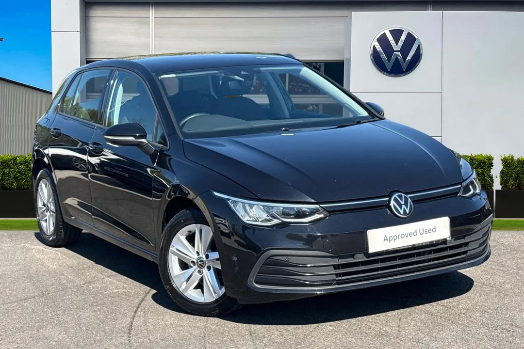 Volkswagen Golf video thumbnail