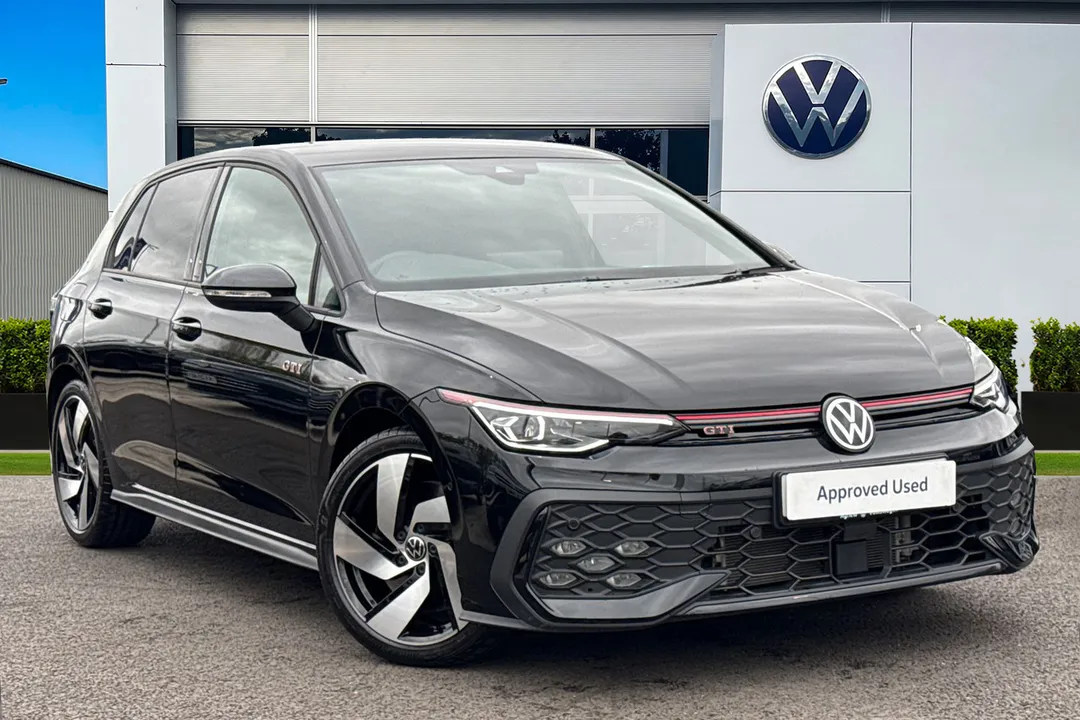Volkswagen Golf video thumbnail