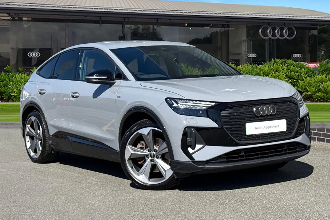 Audi Q4 e-tron video thumbnail