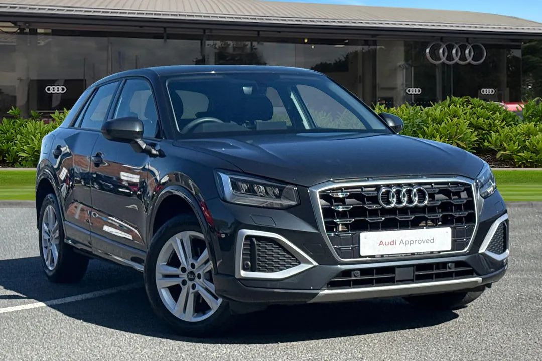 Audi Q2 video thumbnail