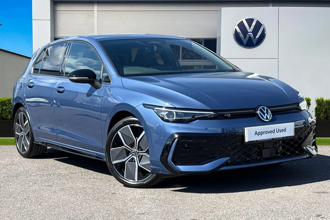 Volkswagen Golf video thumbnail
