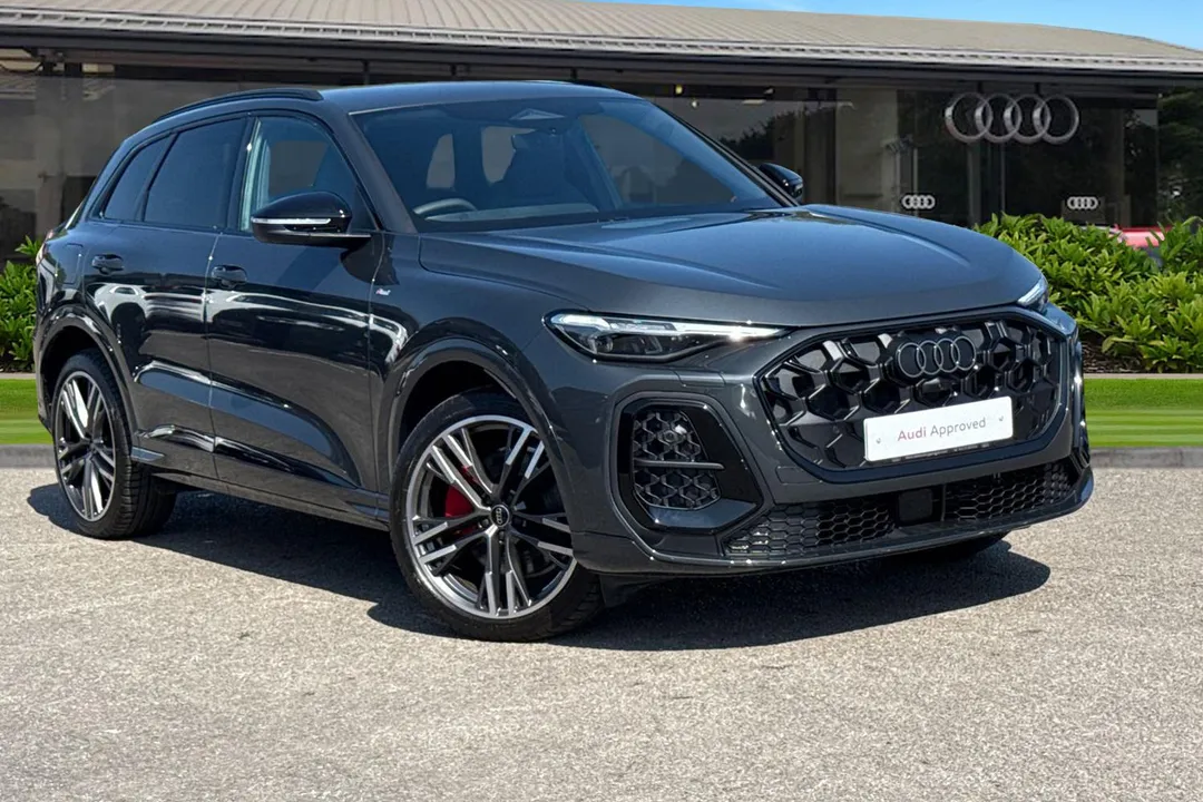 Audi Q5 video thumbnail