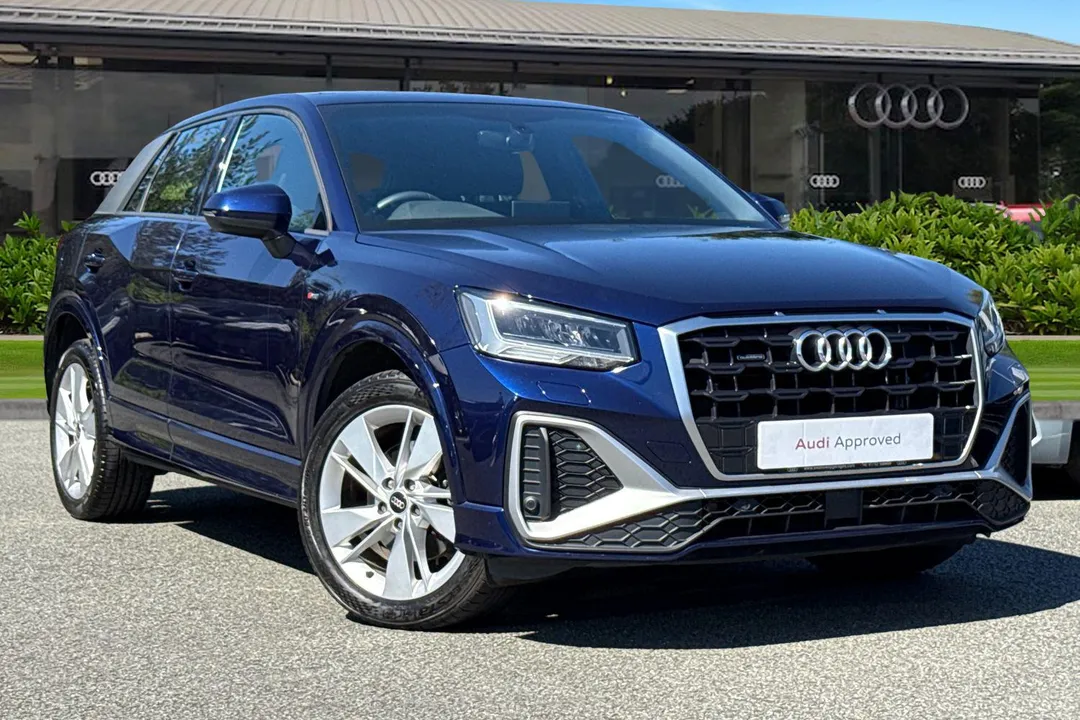 Audi Q2 video thumbnail