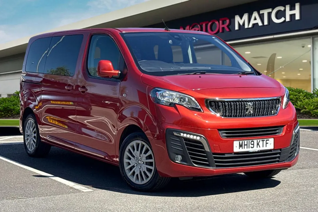PEUGEOT Traveller video thumbnail