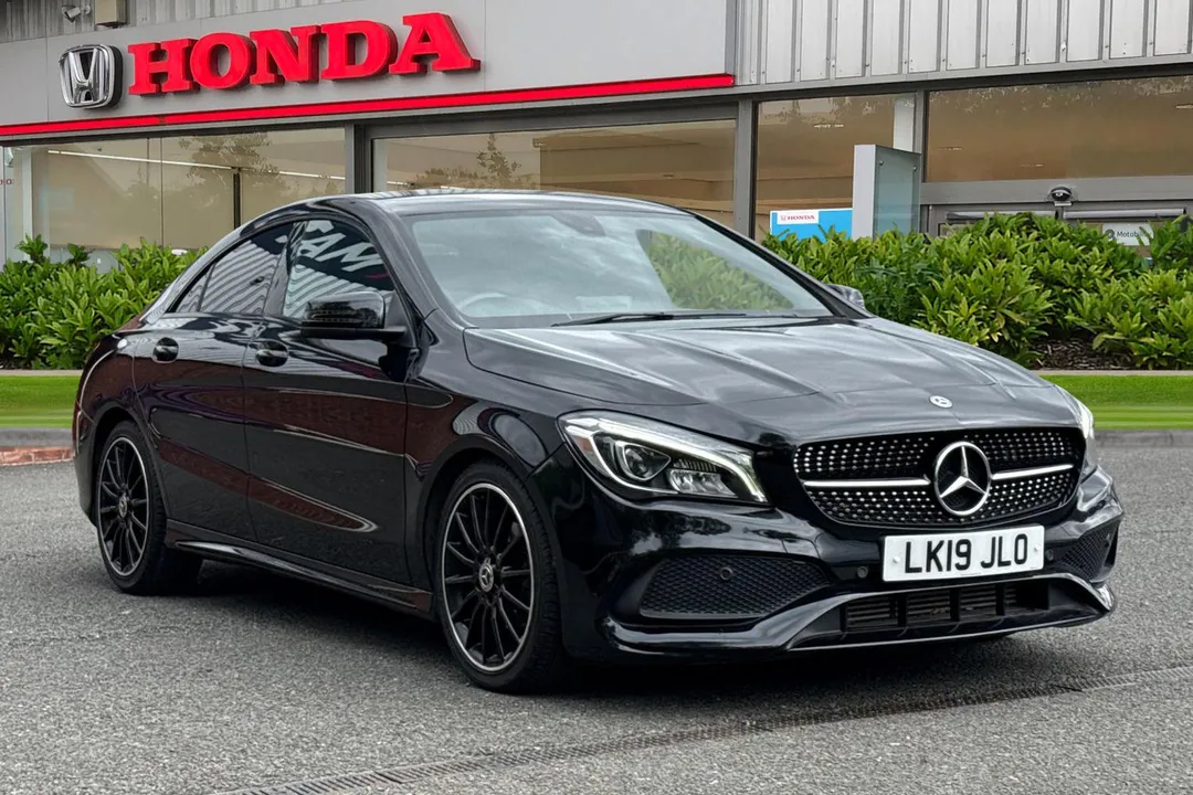 Mercedes-Benz Cla Class video thumbnail
