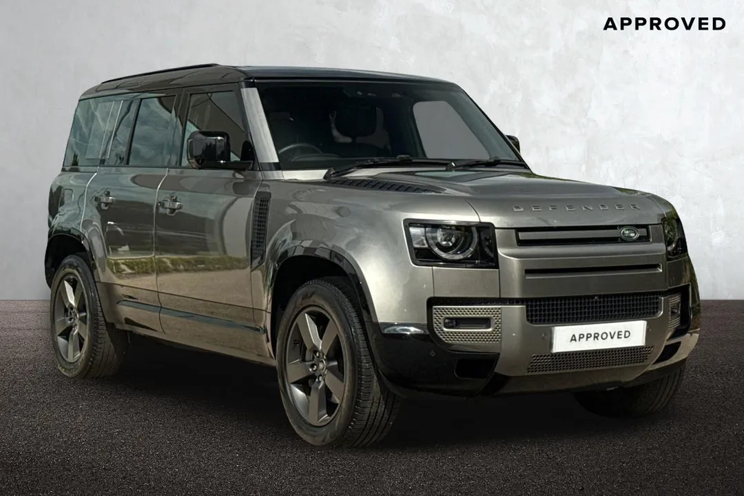 Land Rover Defender 110 video thumbnail