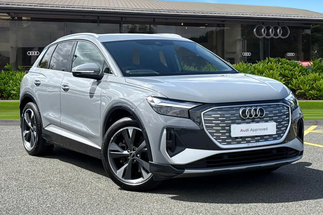 Audi Q4 e-tron video thumbnail