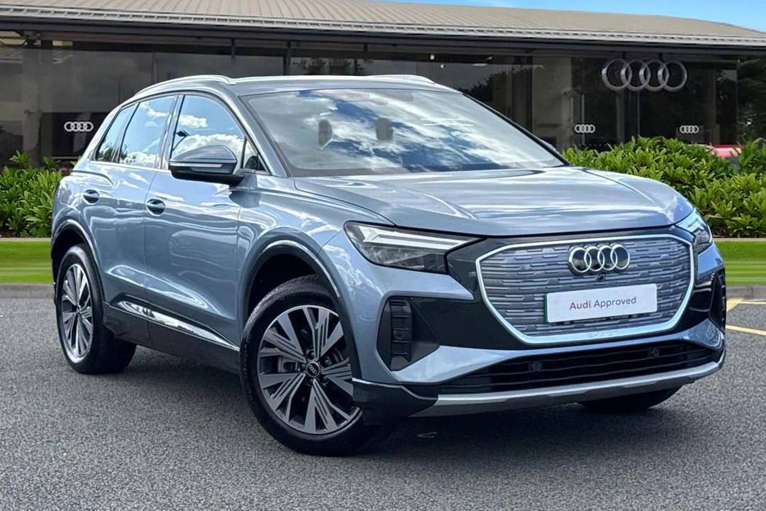 Audi Q4 e-tron video thumbnail