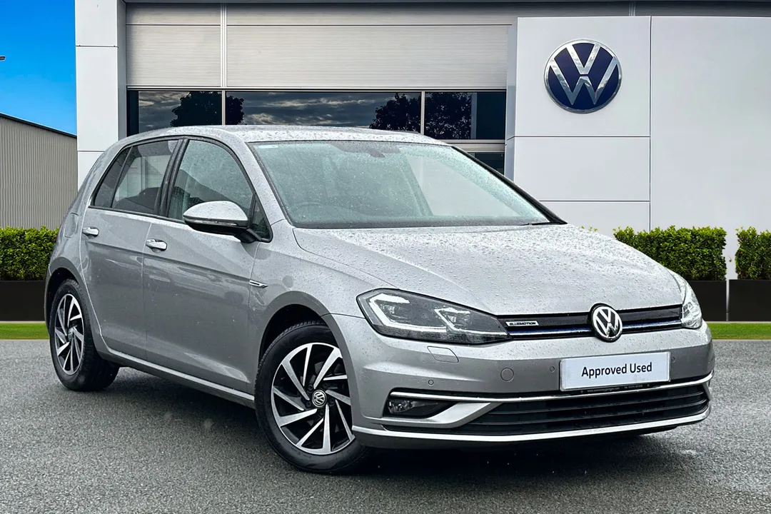 Volkswagen Golf video thumbnail