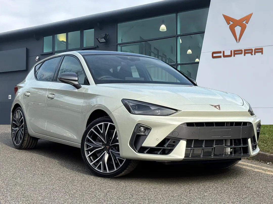CUPRA Leon video thumbnail