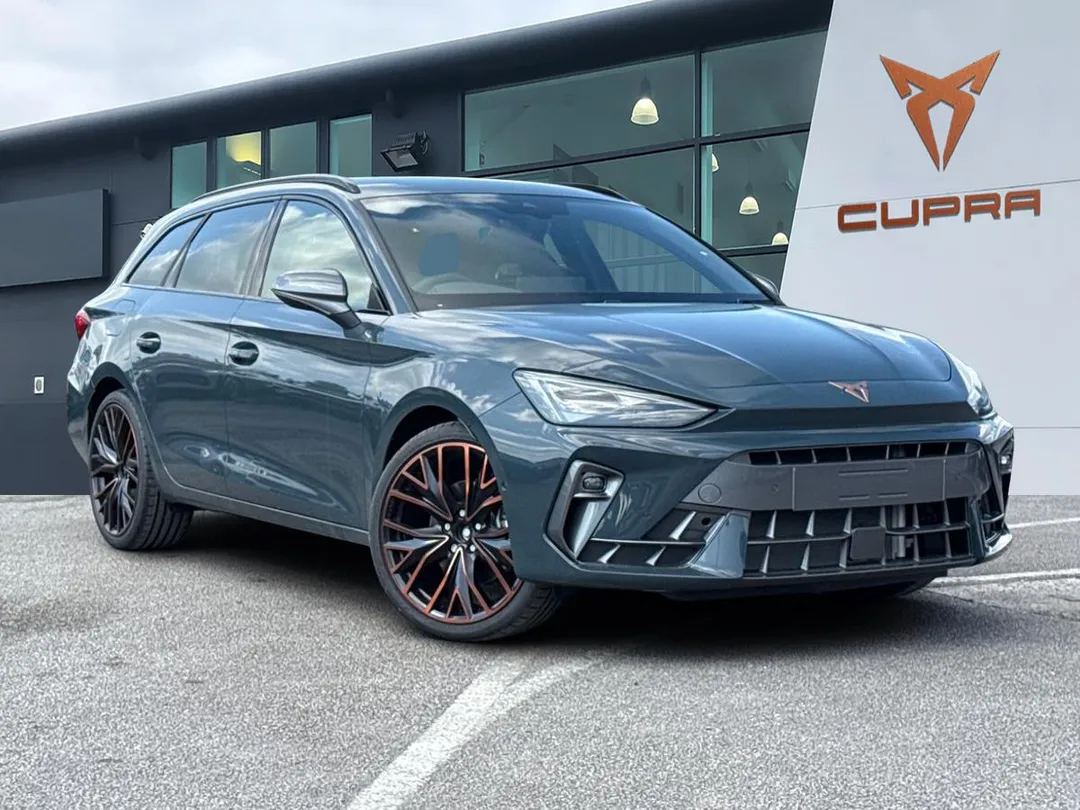 CUPRA Leon video thumbnail