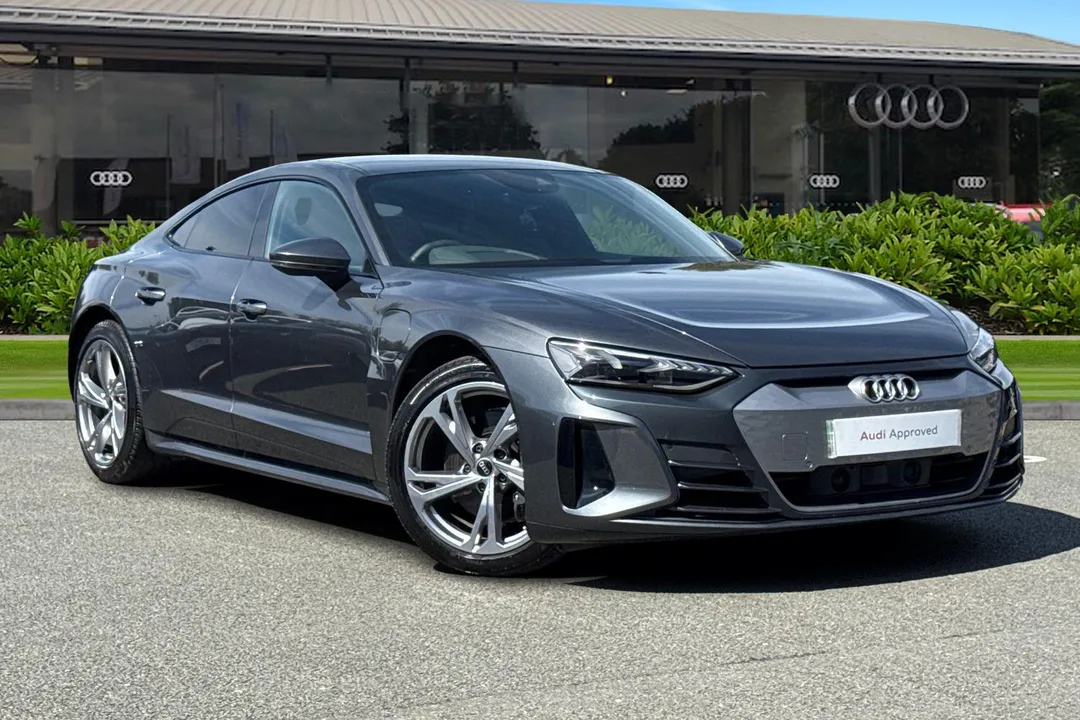 Audi e-tron GT video thumbnail