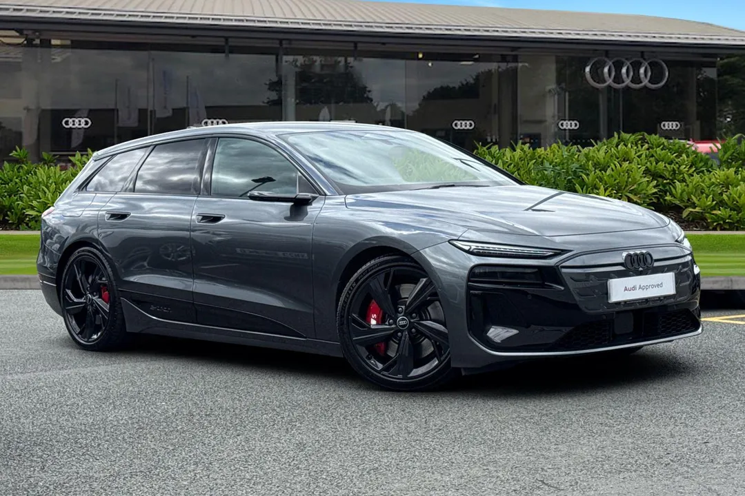 Audi S6 E-Tron Avant video thumbnail