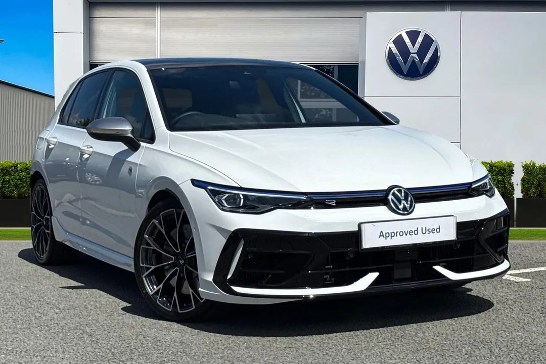 Volkswagen Golf video thumbnail