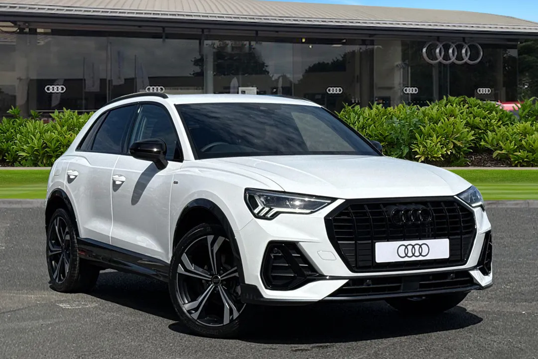 Audi Q3 video thumbnail