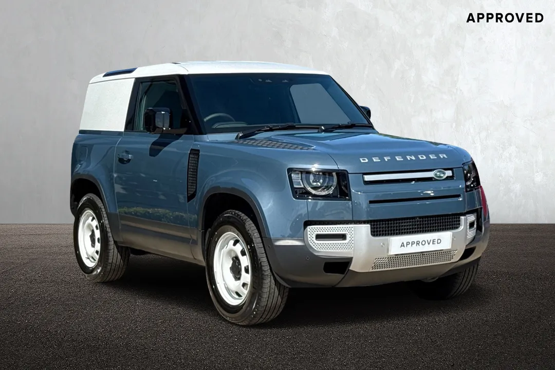 Land Rover Defender 90 video thumbnail