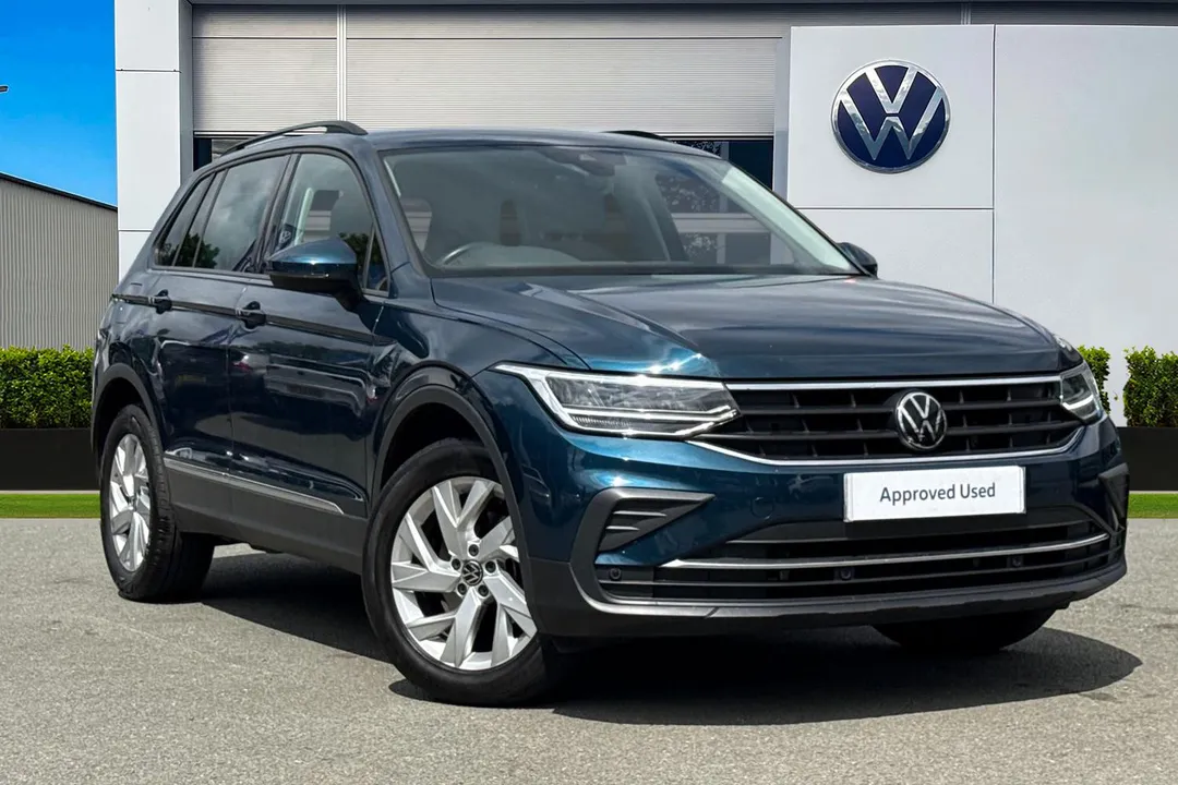 Volkswagen Tiguan video thumbnail