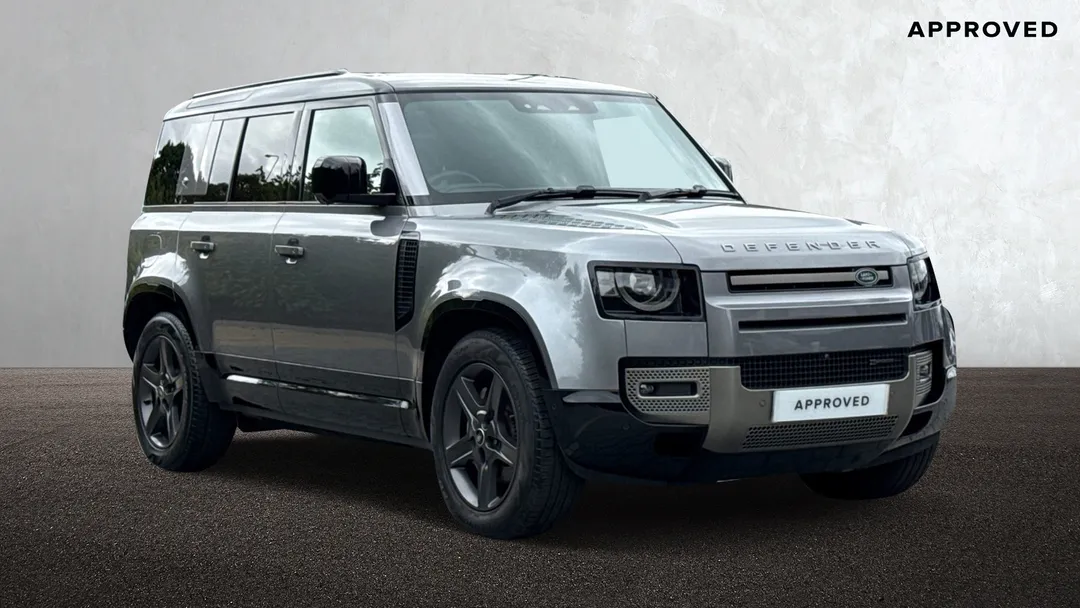 Land Rover Defender 110 video thumbnail