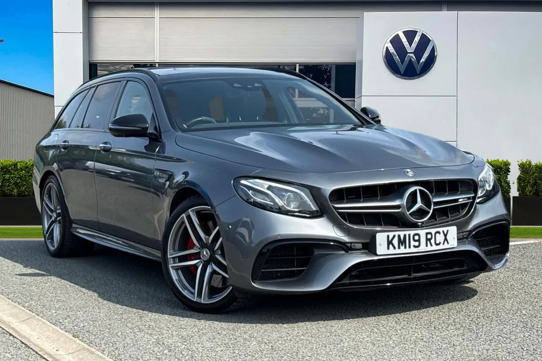 Mercedes-Benz E Class video thumbnail