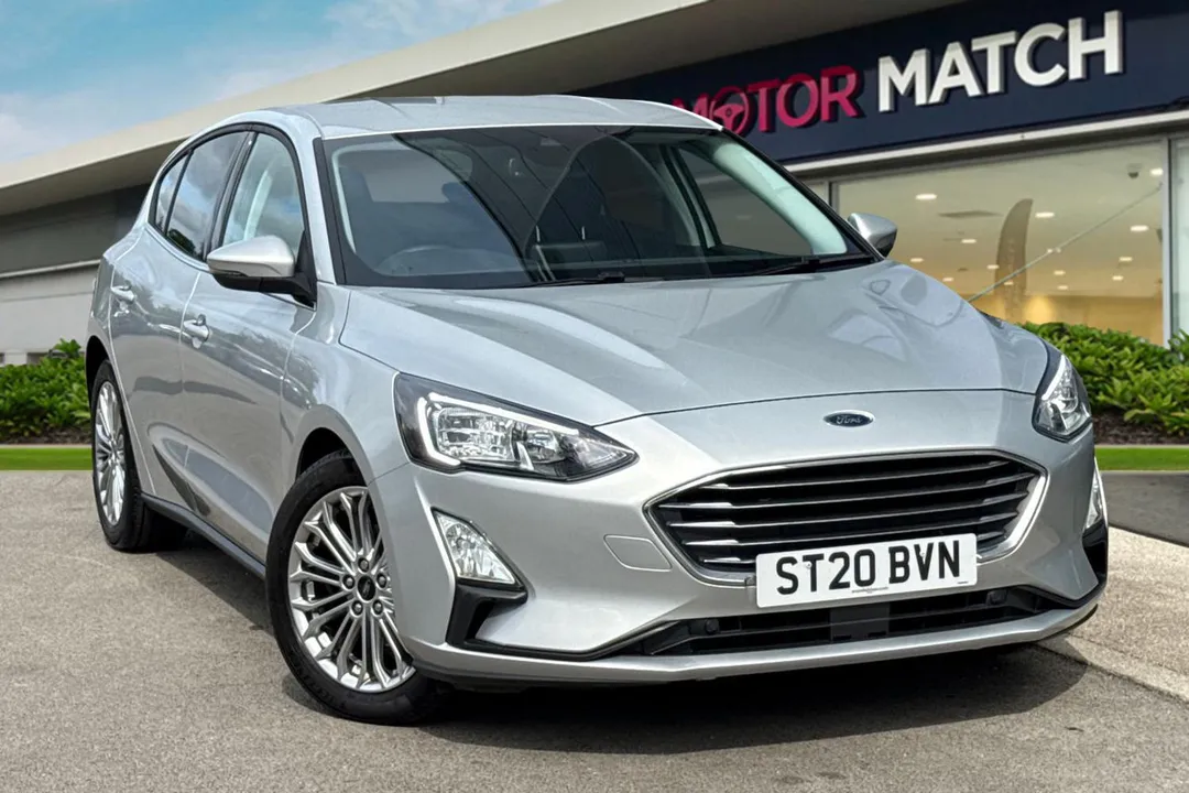 Ford Focus video thumbnail