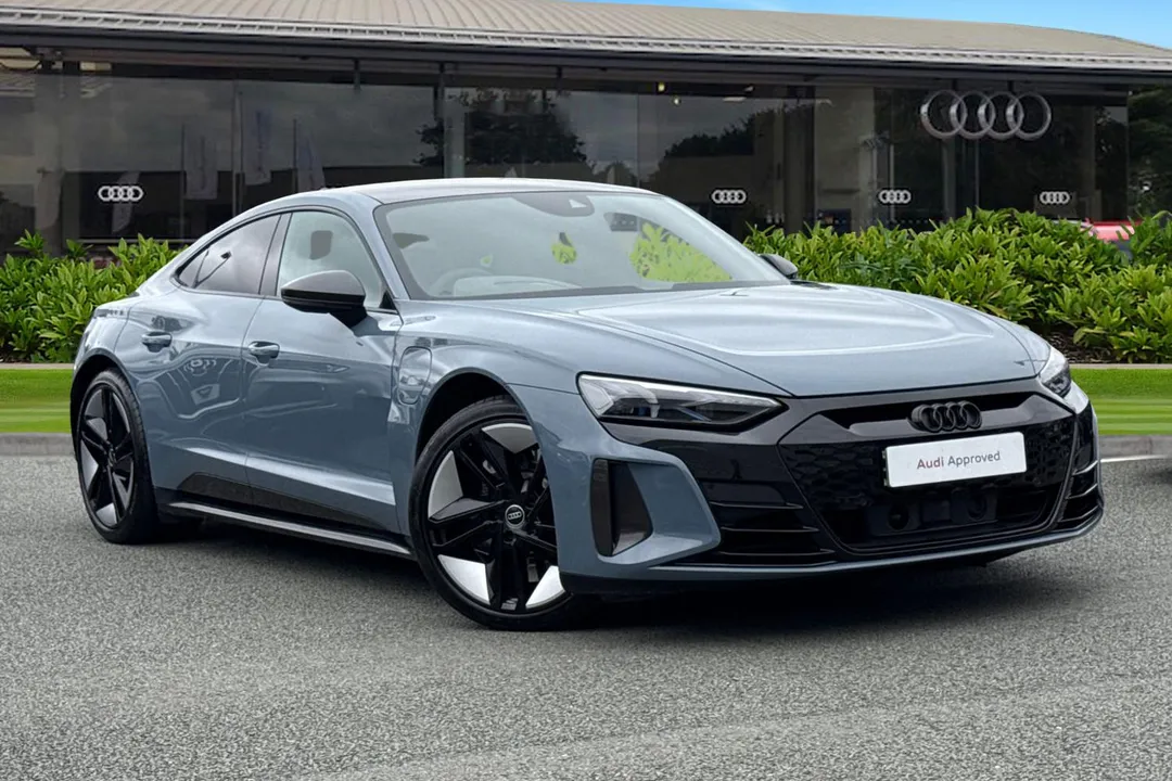 Audi RS e-tron GT video thumbnail