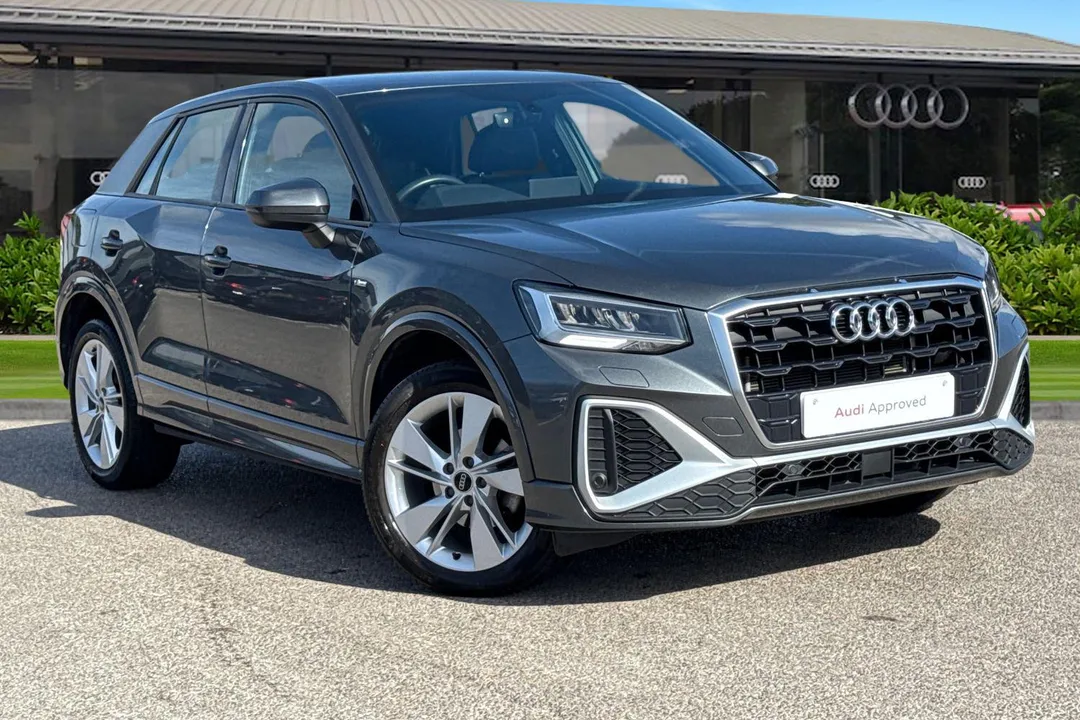 Audi Q2 video thumbnail
