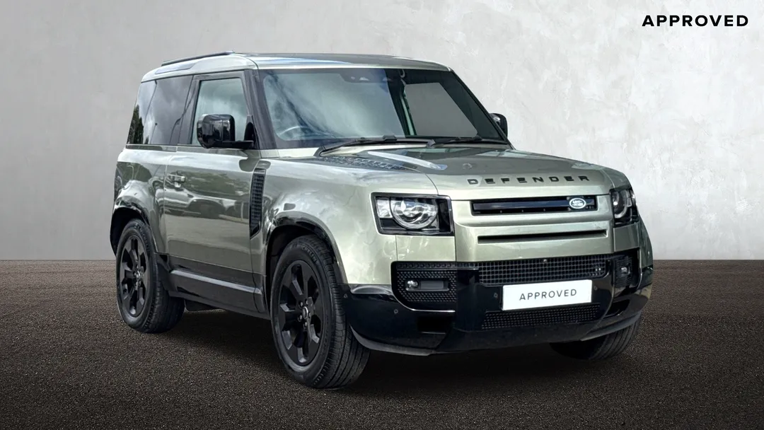 Land Rover Defender 90 video thumbnail