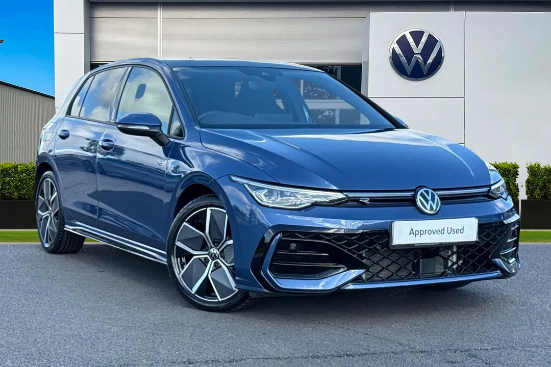 Volkswagen Golf video thumbnail