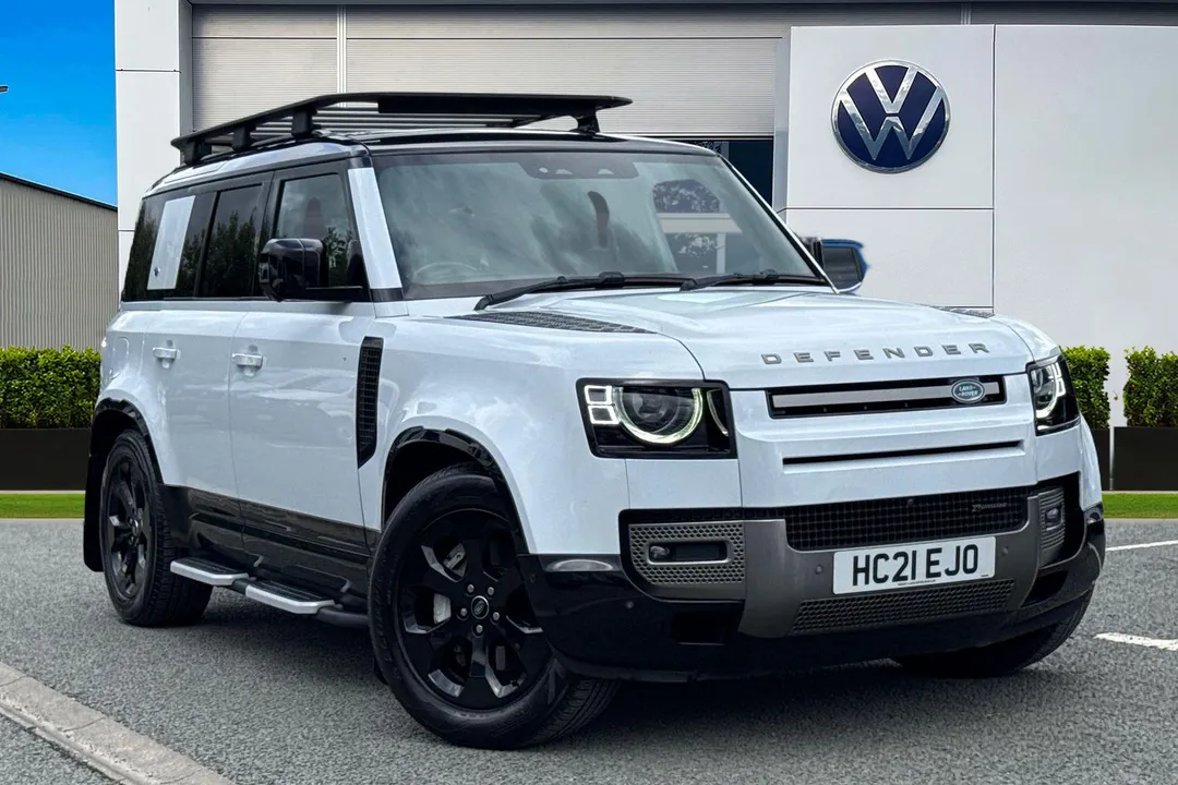 Land Rover Defender 110 video thumbnail