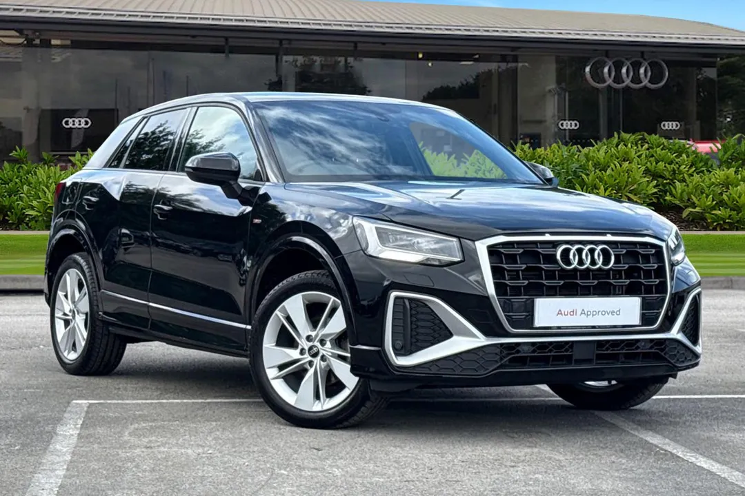 Audi Q2 video thumbnail
